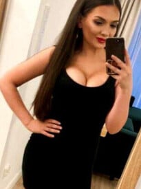 Geile vrouw wil wild genomen worden in Roermond
