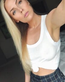 Geile blondine zoekt zelfverzekerde man voor sex