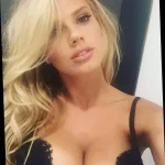 Blond slank en heel erg geil